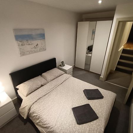 Lovely 2 Bedroom Serviced Apartment In London Eksteriør bilde