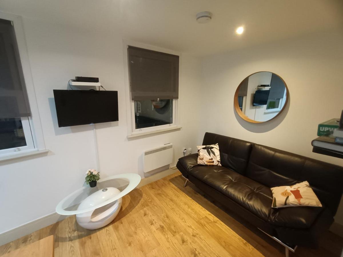 Lovely 2 Bedroom Serviced Apartment In London Eksteriør bilde
